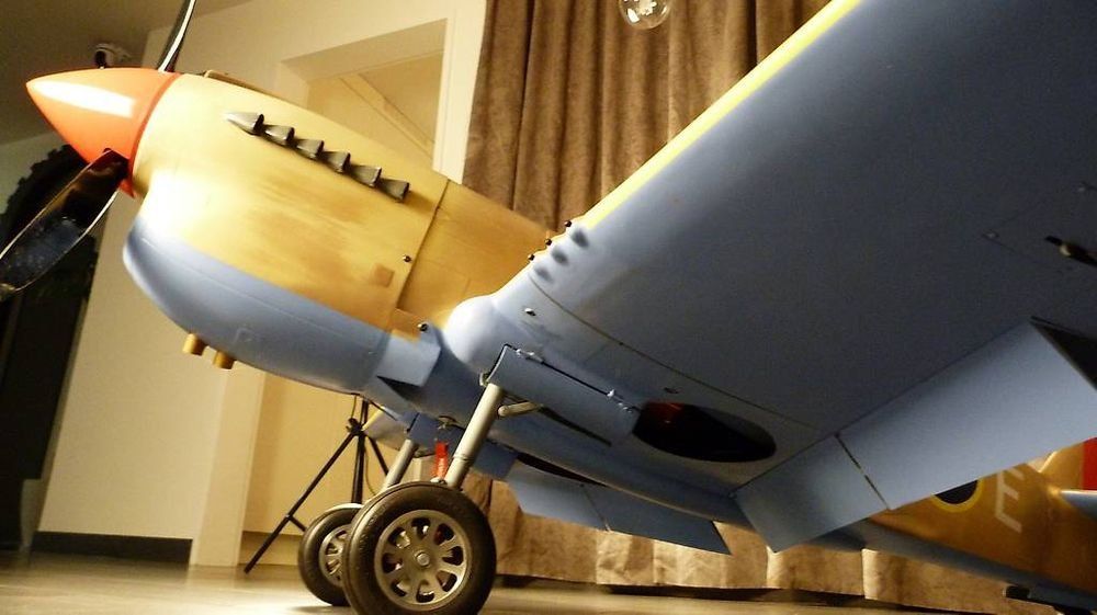 RC Modellbau: Modellflugzeug Curtiss P40 – Neu (gemäss Beschreibung) aus Igis von Mfgrclenz 2