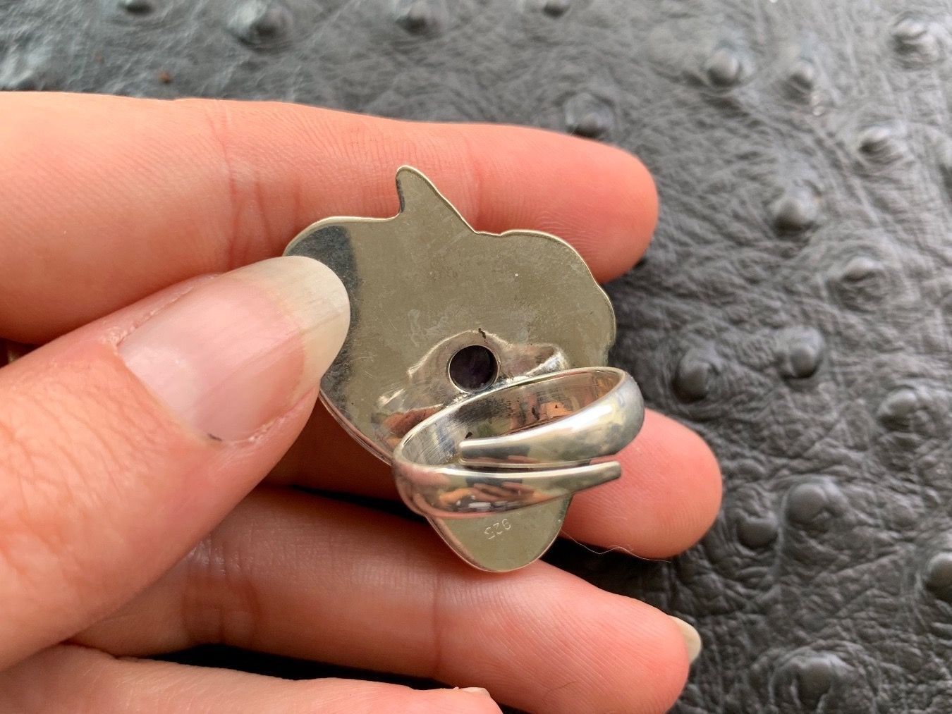 Ringe: Ring mit Charoit mit Vögeln – Neu (gemäss Beschreibung) aus Birsfelden von Exclusivity 1