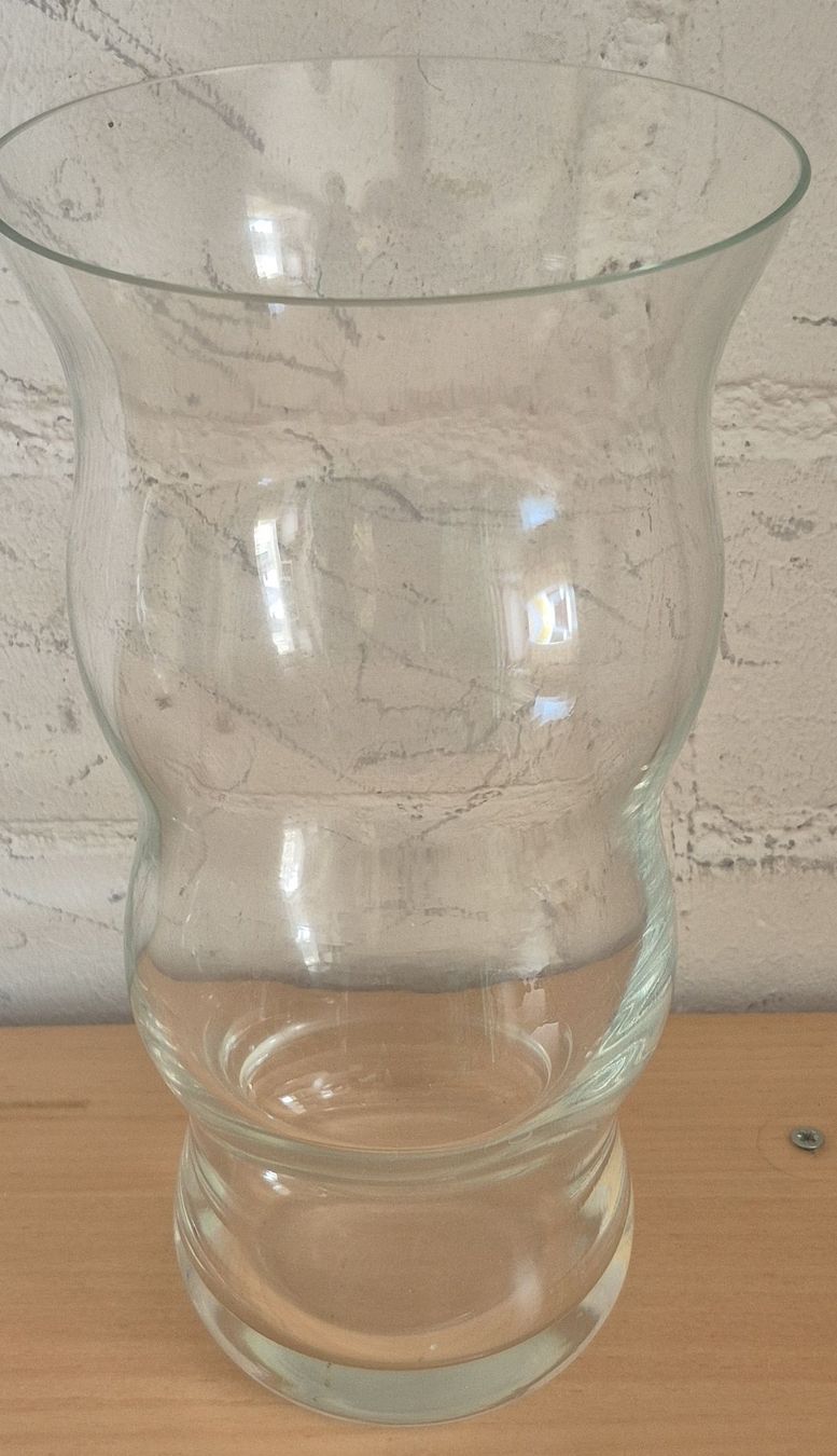 Bicchieri: Glasvase klar Form B ca. 25cm Höhe  – Nuovo (secondo la descrizione) da oensingen venduto da avalon013