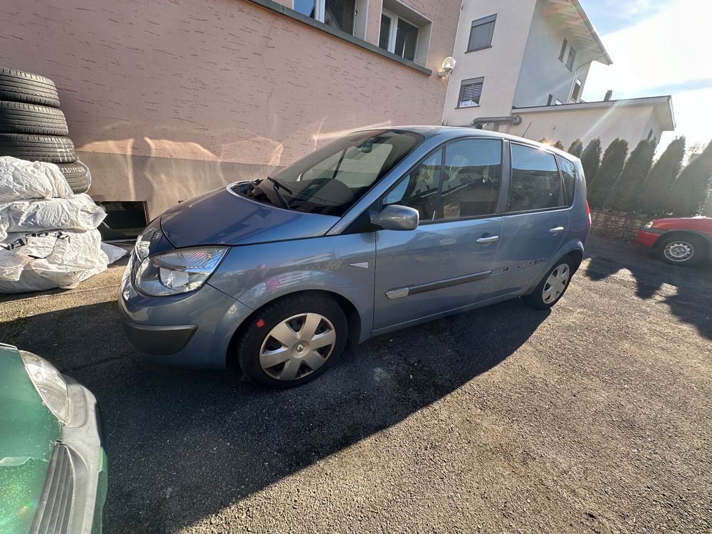 Renault Megane Scenic 2.0