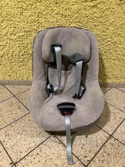 Maxi-Cosi Auto-Kindersitze: Maxi-Cosi Babyautositz – Gebraucht aus Opfikon von MKT1909