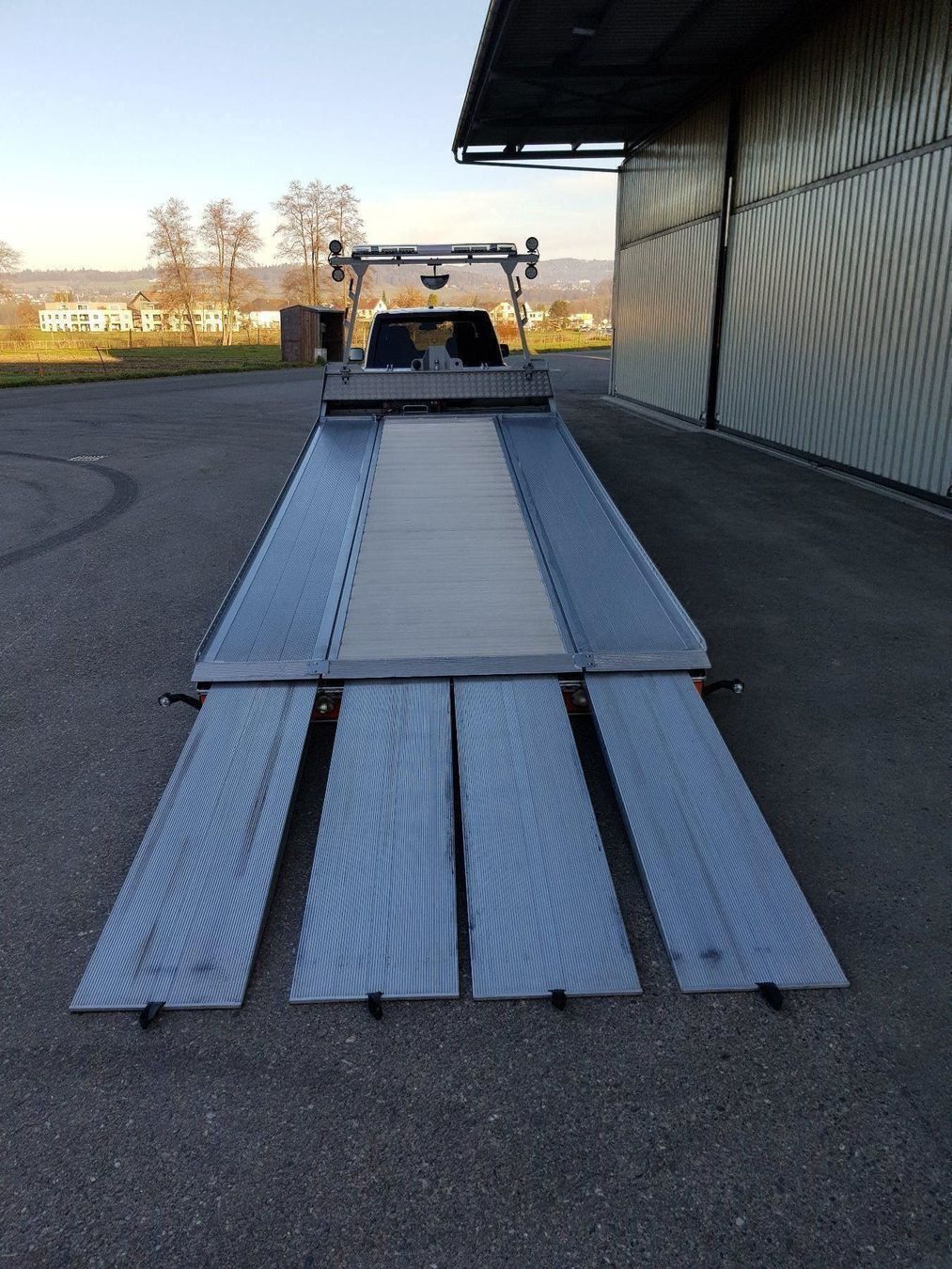Fitzel Rimorchi: Fitzel 3.5 Tonnen Autotransporter – Usato da Zug venduto da Qayqay0 7