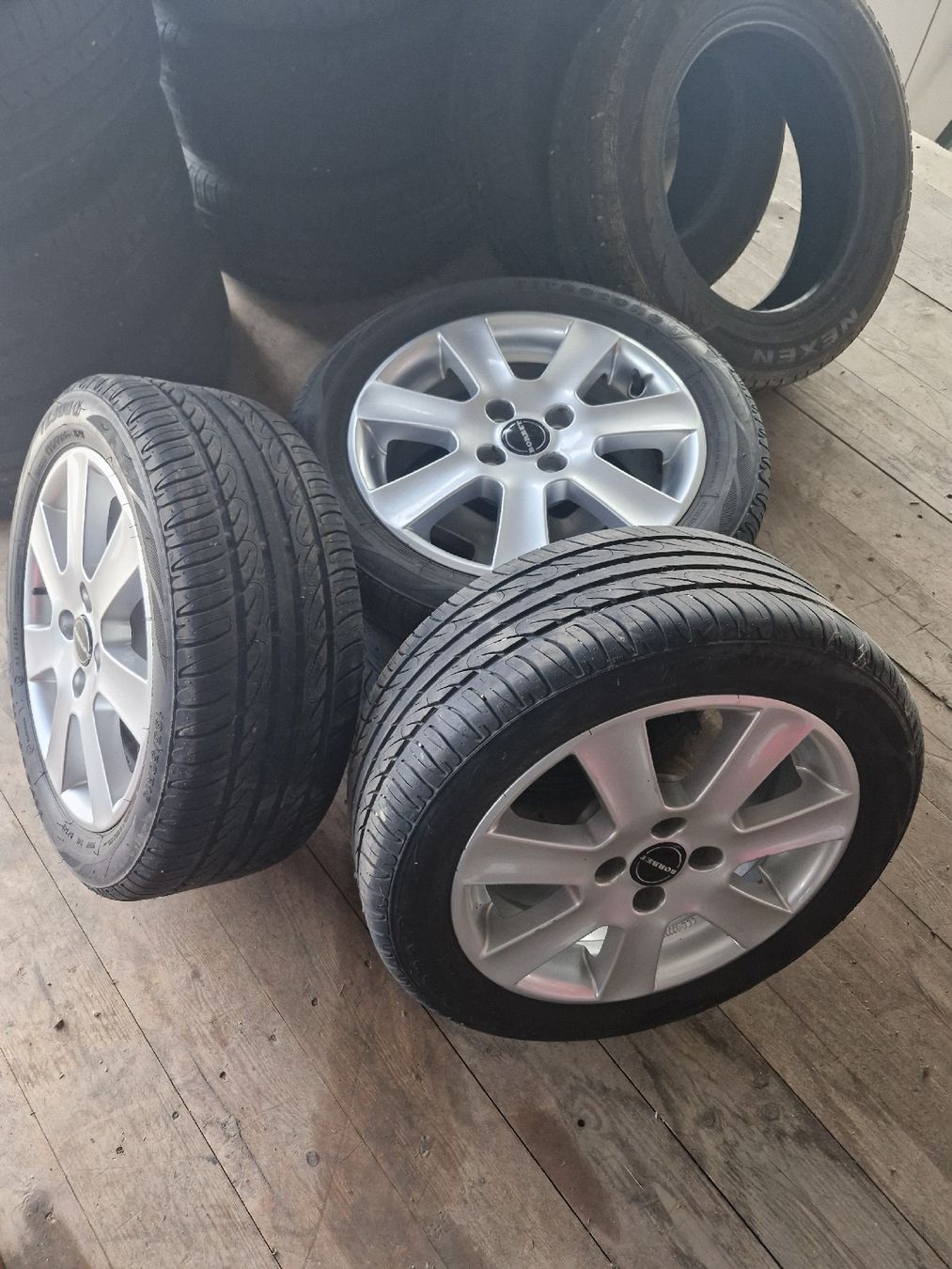 Pneus & Kompletträder: Kompletträder VW Skoda – Gebraucht aus Bünzen von wys_7td5