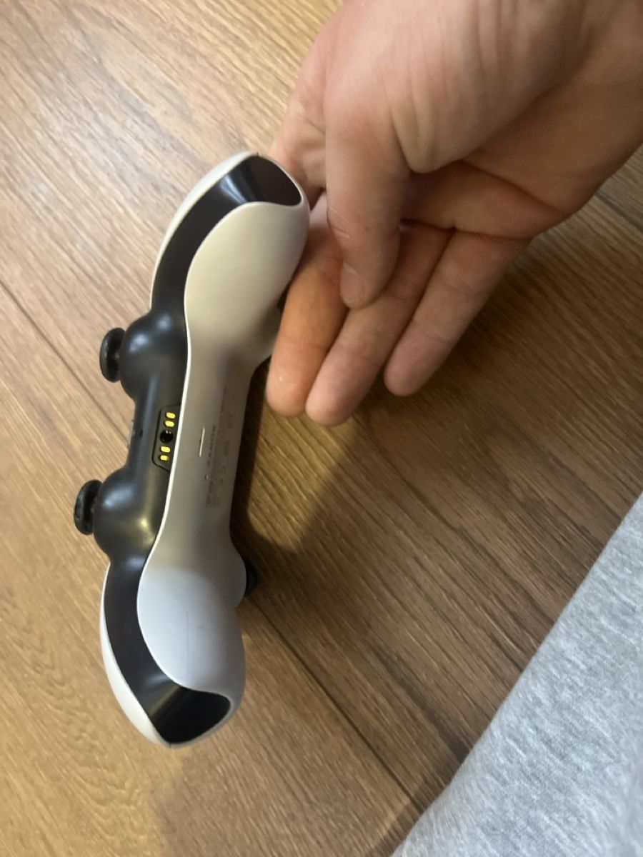 Sony Controller: Ps 5 controller – Usato da Lützelflüh-Goldb venduto da pfa_5r5t 3