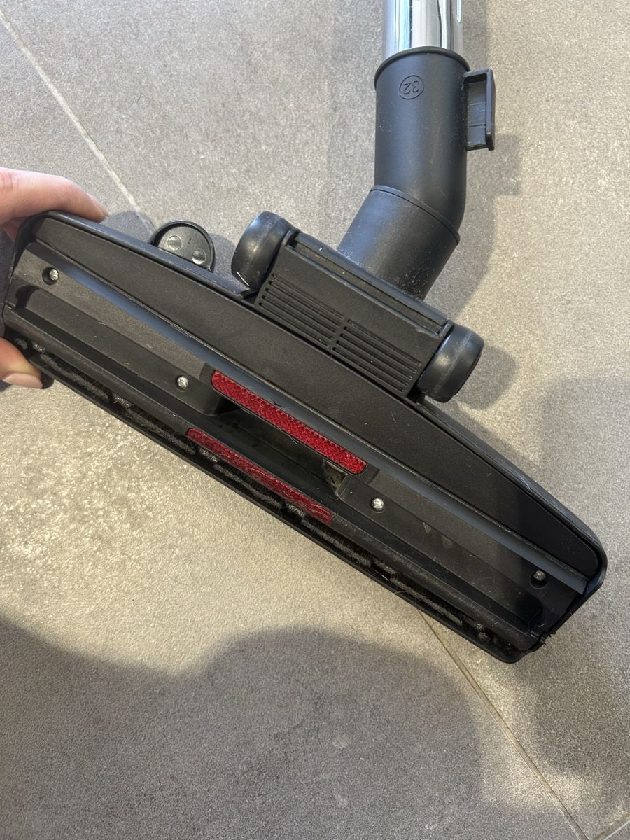 Aspirateurs & Accessoires: Aspirateur – Neuf (Voir description) à Perroy par MR6. 4