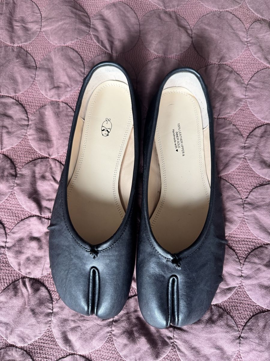 Damenschuhe: Tabi ballerinas – Neu und originalverpackt aus Zürich von amm_nk5z