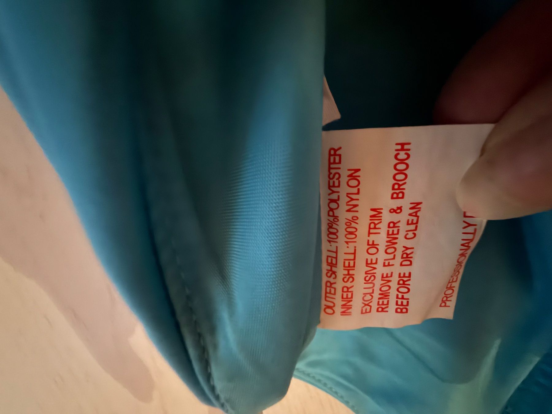 Vestiti: Abendkleid – Usato da Turgi venduto da ku-vo01 2