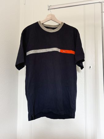 Vintage Nike T-Shirt
