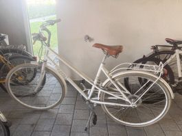 Damenvelo GRISSON 28 Zoll Weiss gute Fahrbereitschaft
