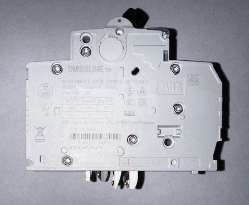 ABB Interruttori: ABB SMISSLINE S401 M C16 NP – Usato da Zürich venduto da Apache4 1