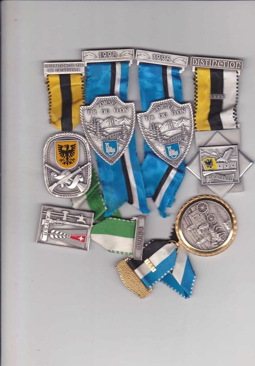 lot de 15 de médailles de tir suisse (D'occasion) à luzern pour CHF 10
