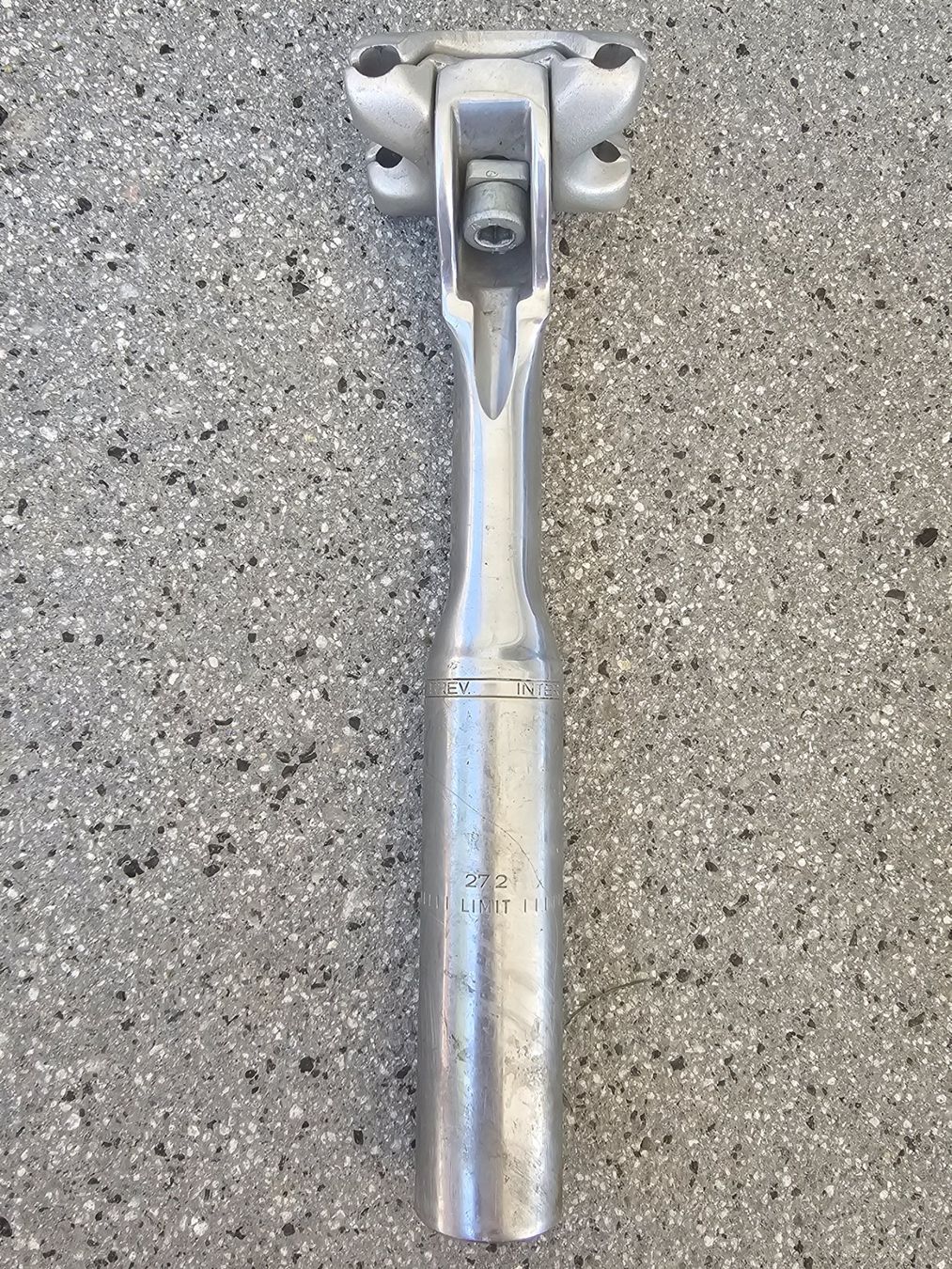 Campagnolo Pezzi di ricambio: Campagnolo Sattelstütze 27.2mm – Usato da Lengnau AG venduto da Scheslain01