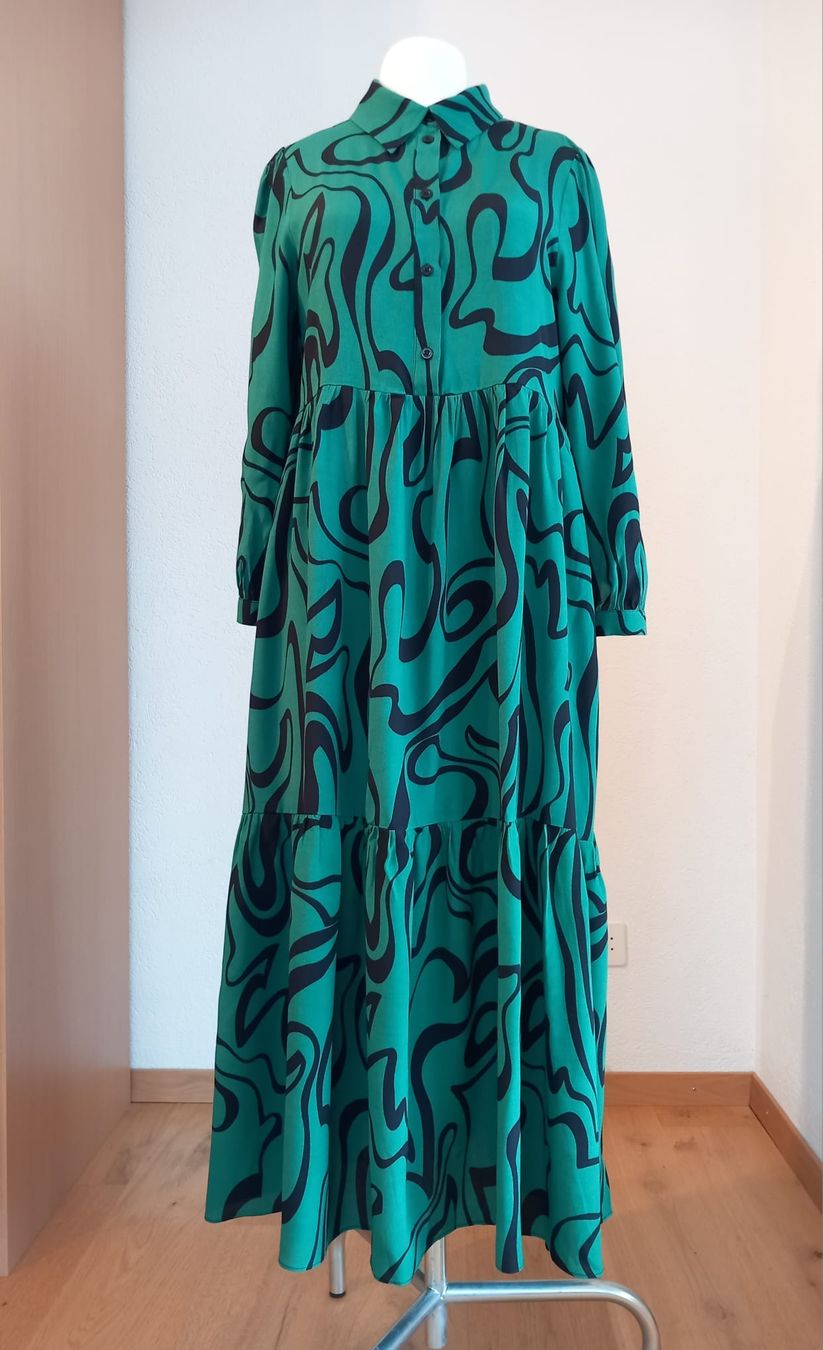 Zara Kleider: Neues Kleid von Zara Gr. S – Neu und originalverpackt aus Winterthur von Jopf1