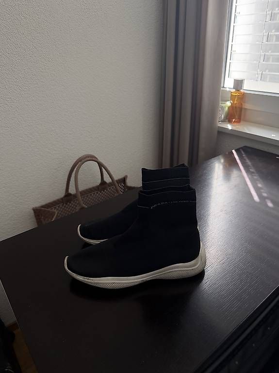 Damenschuhe: Prada – Gebraucht aus St. Gallen von Leyla011