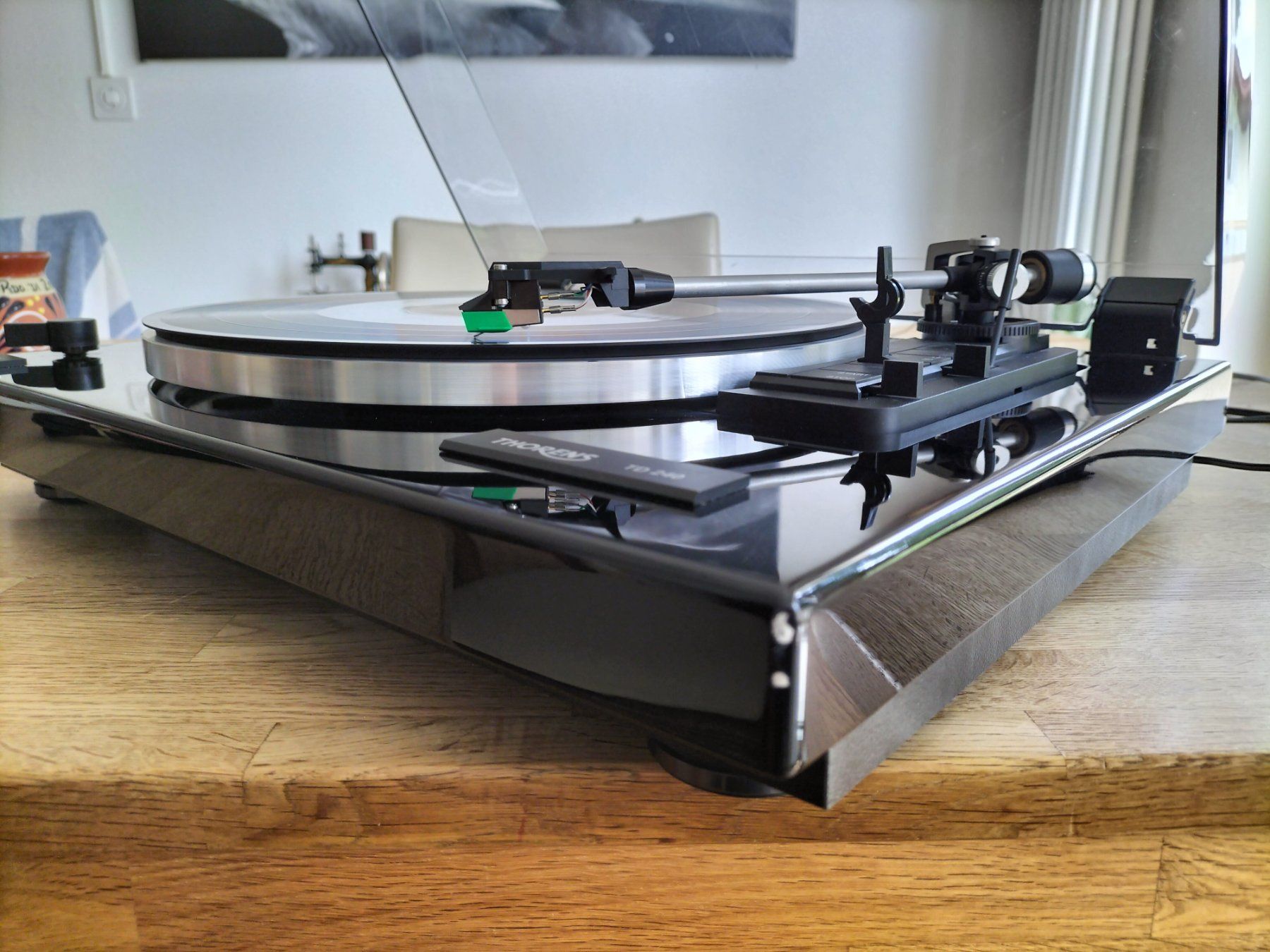 Thorens Giradischi: Thorens TD 240 Plattenspieler – Usato da Luzern venduto da ces_xt2k 6
