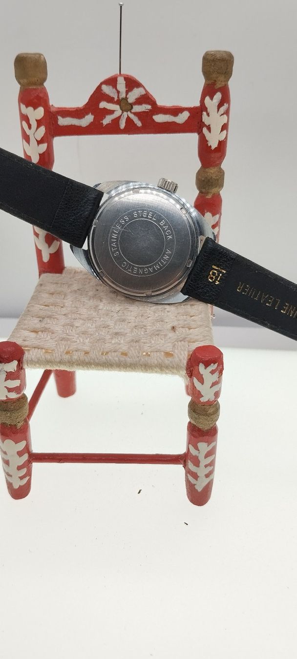 Montres: montre lausann – D'occasion à La Chaux-de-Fonds par jac_9llg 4