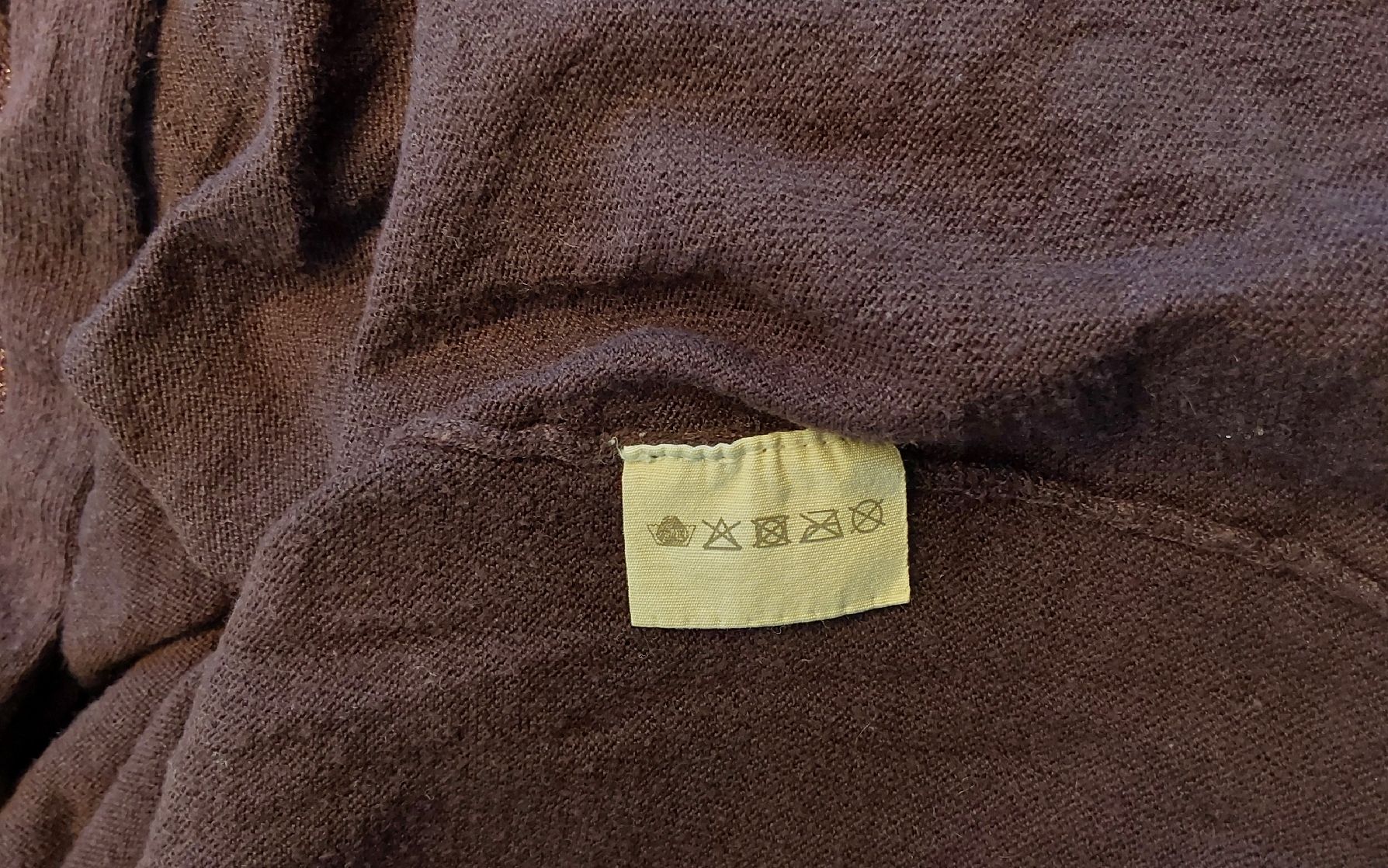 Nile Jacken: Strickjäckli Nile M bordeaux – Gebraucht aus Köniz von scopello12 6