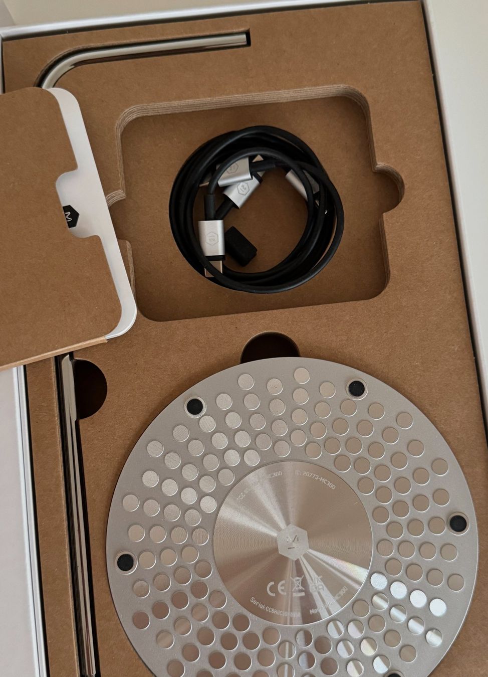 Altro in Decorazioni & Accessori: NEW M&D MASTER DYNAMIC MC300 Headphones Stand Kopfhörerständ – Nuovo (secondo la descrizione) da Zürich venduto da ser_lg25 5