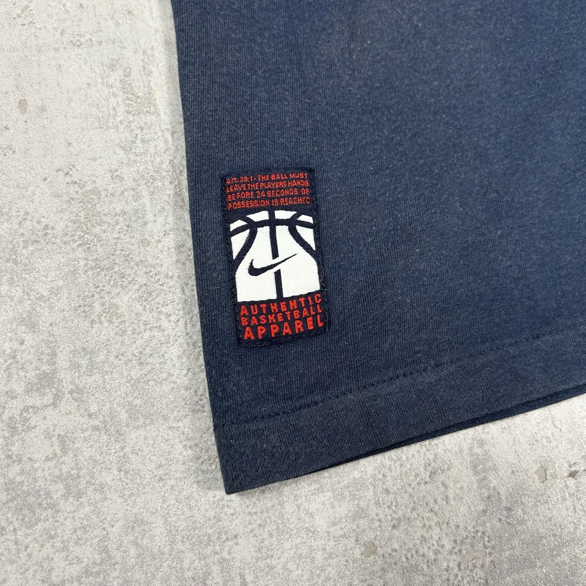 Nike T-shirt: Débardeur Nike "HOOPS" bleu marine taille S – Nuovo (secondo la descrizione) da Hauterive NE venduto da Leo_o 7