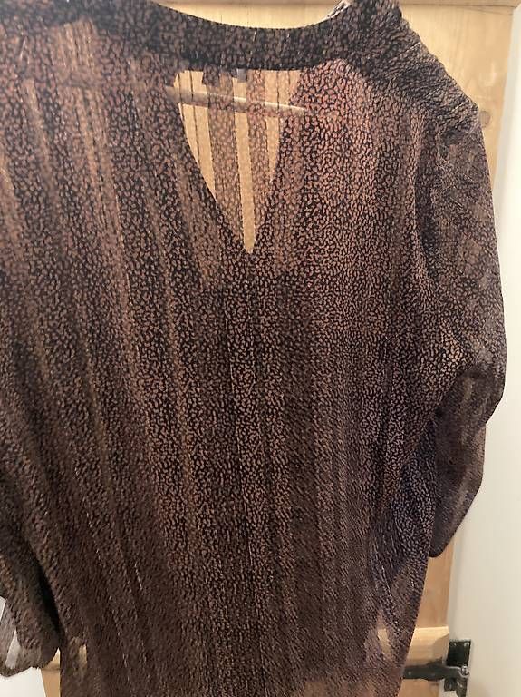 Camicette: Bluse leicht Gr.40 – Usato da Brunnadern venduto da Bumlebee 2