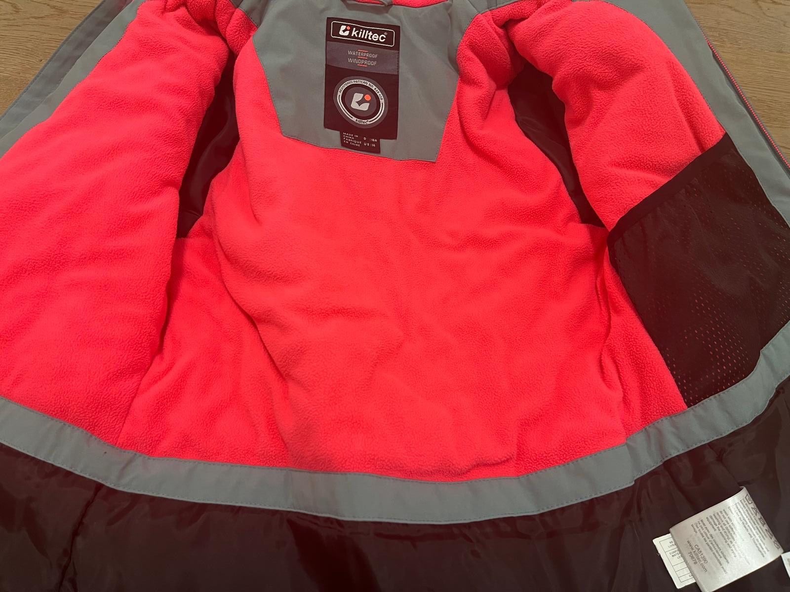 Killtec Jacken & Mäntel: Killtec Mädchen Winterjacke mit Kapuze & Fleecefutter Gr 164 – Gebraucht aus Esslingen von Verkauf-2025 7