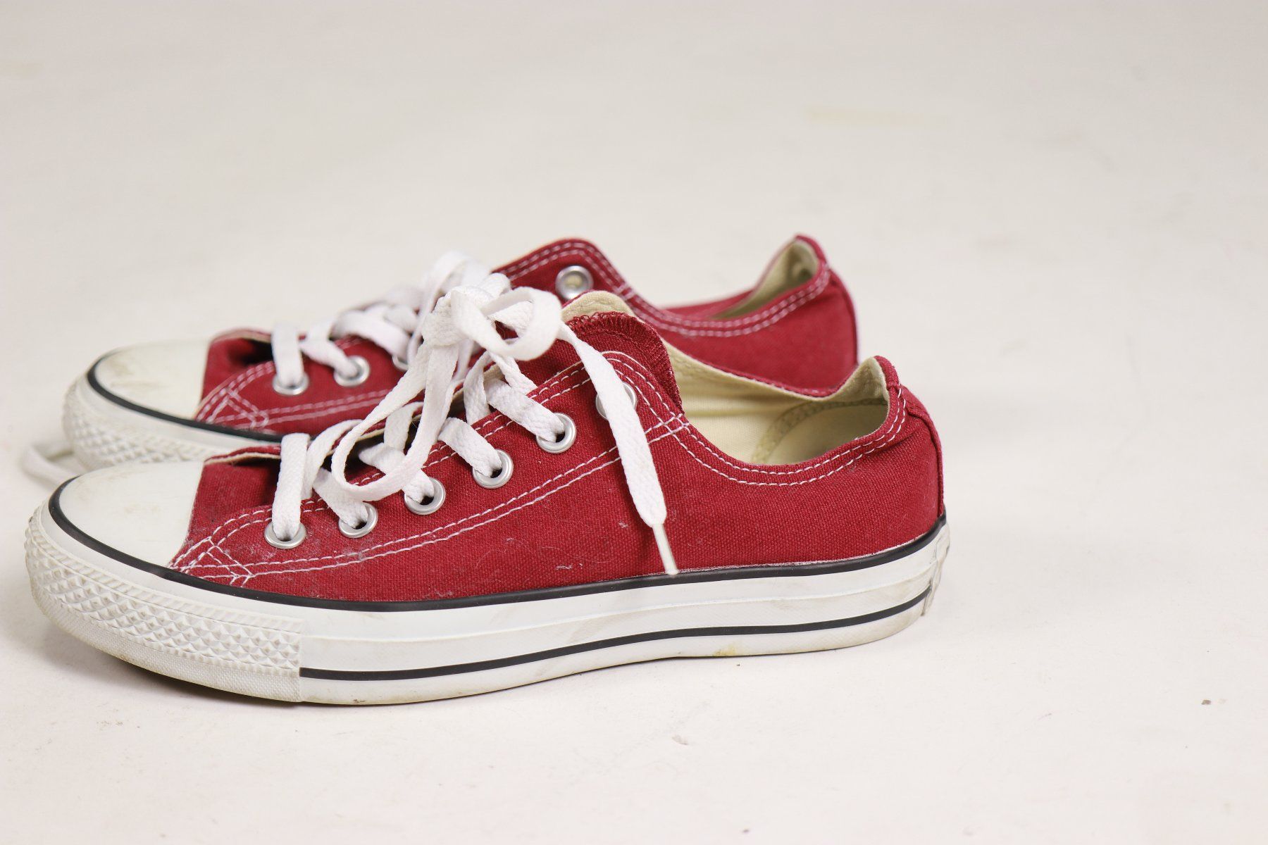 Converse Damenschuhe: Rote / Magenta COnvers All Stars - Gr. 38 – Gebraucht aus Hombrechtikon von BAZ-Vintage 2