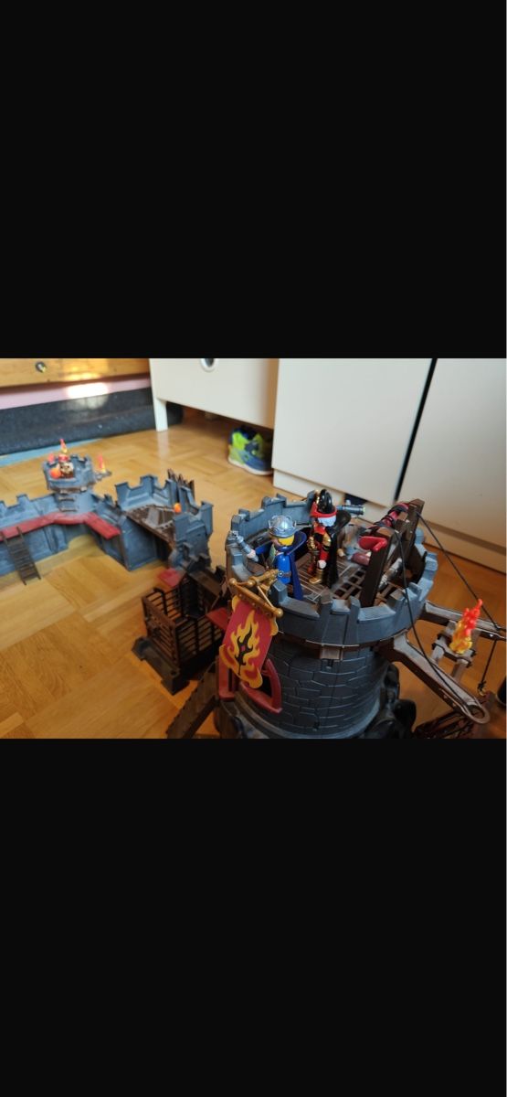 Playmobil Giocattoli: Playmobil Ritterburg – Usato da Fraubrunnen venduto da nic_d92l 4