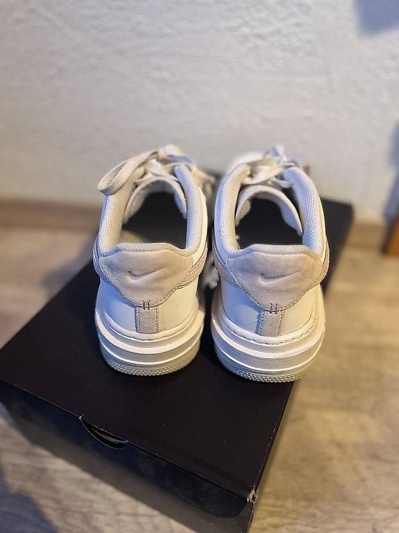 Herrenschuhe: Nike Air Force 1 07 LV8 – Gebraucht aus Studen BE von ram_27zy 4
