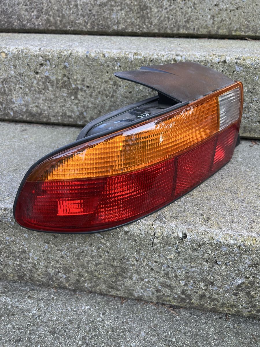BMW Fari: Original BMW Z3 E36 Rücklicht – Usato da Uitikon Waldegg venduto da Excuseme 6