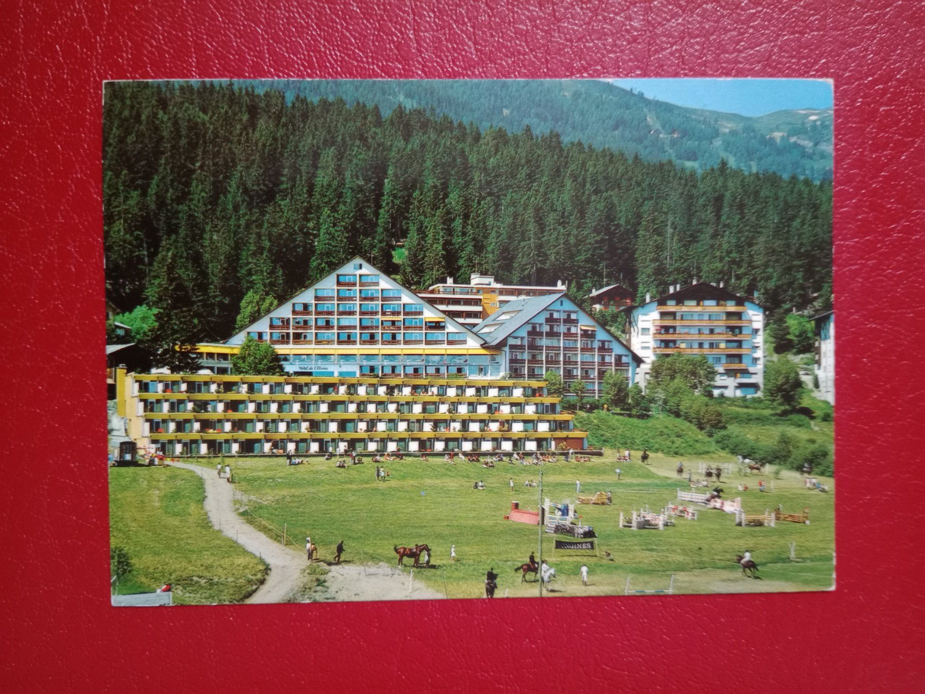 Cartoline postali: Crans sur Sierre Wallis Springreiten 1974 – Usato da Küttigen venduto da Melisch1000