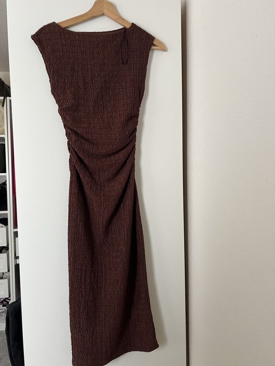 H&M Vestiti: H&M Kleid – Nuovo (secondo la descrizione) da Wettingen venduto da ece_v8ct