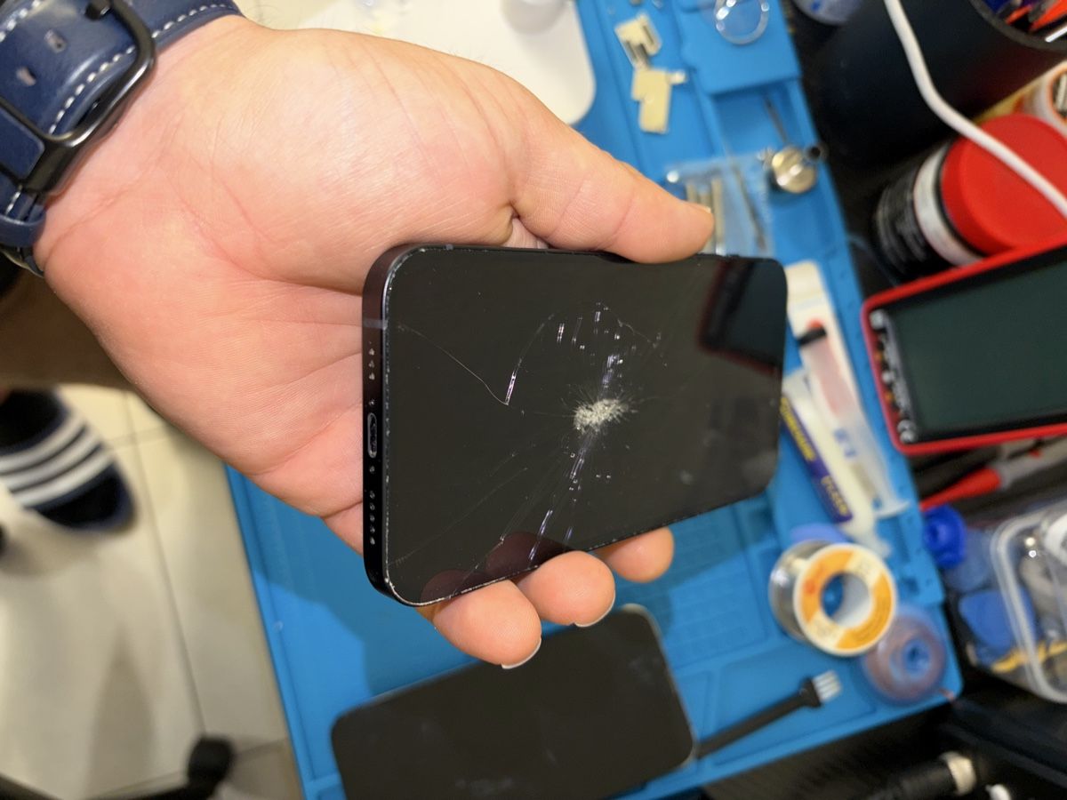 Apple Telefoni cellulari / Smartphones: Apple iPhone 12 256GB – Usato da Zollikofen venduto da ali_k2ff 5