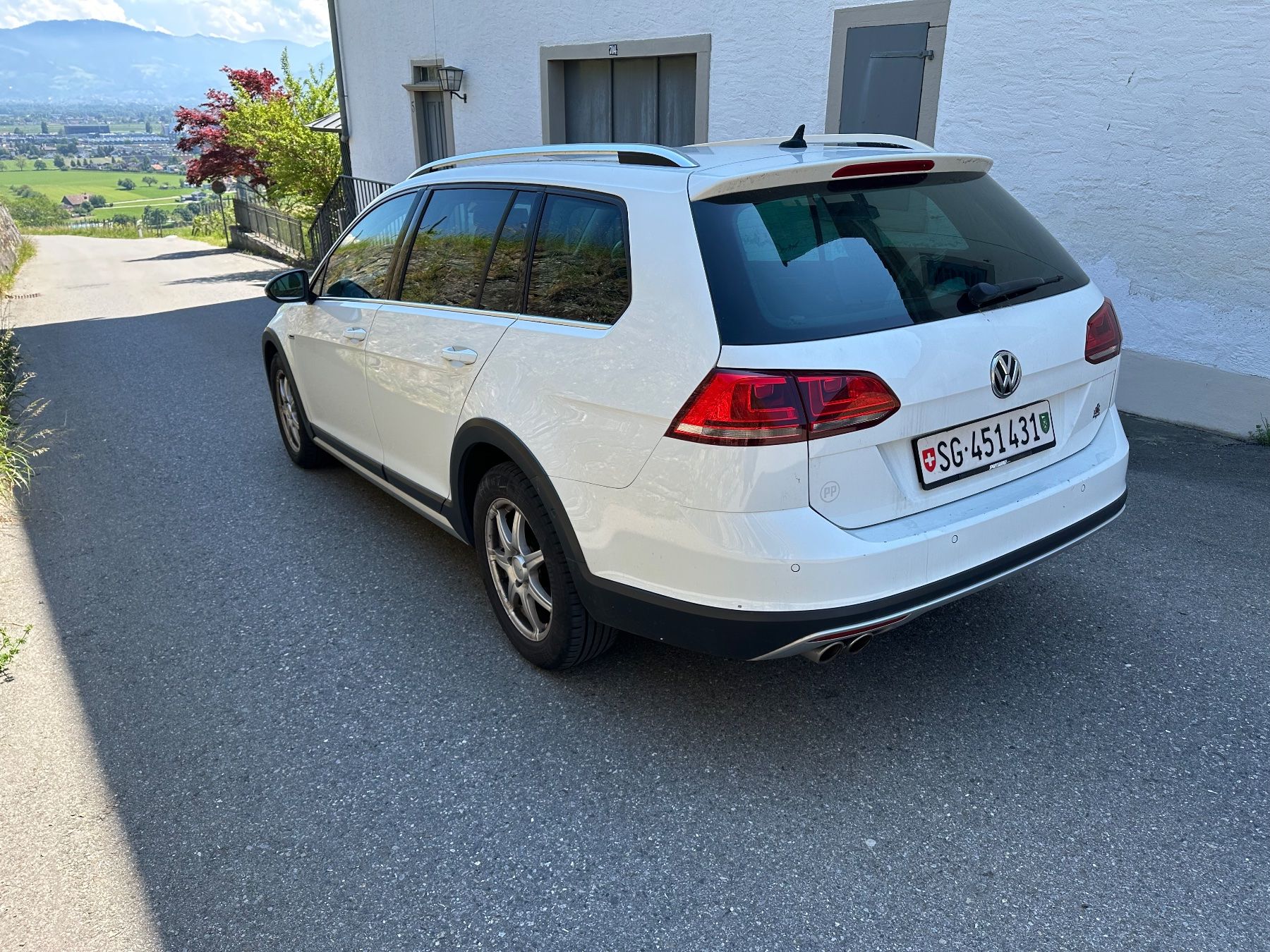 VW Autos: ***VW Golf 7 2.0 TDI Automat Weiss *** – Gebraucht aus St.Gallen von maxi1979 2
