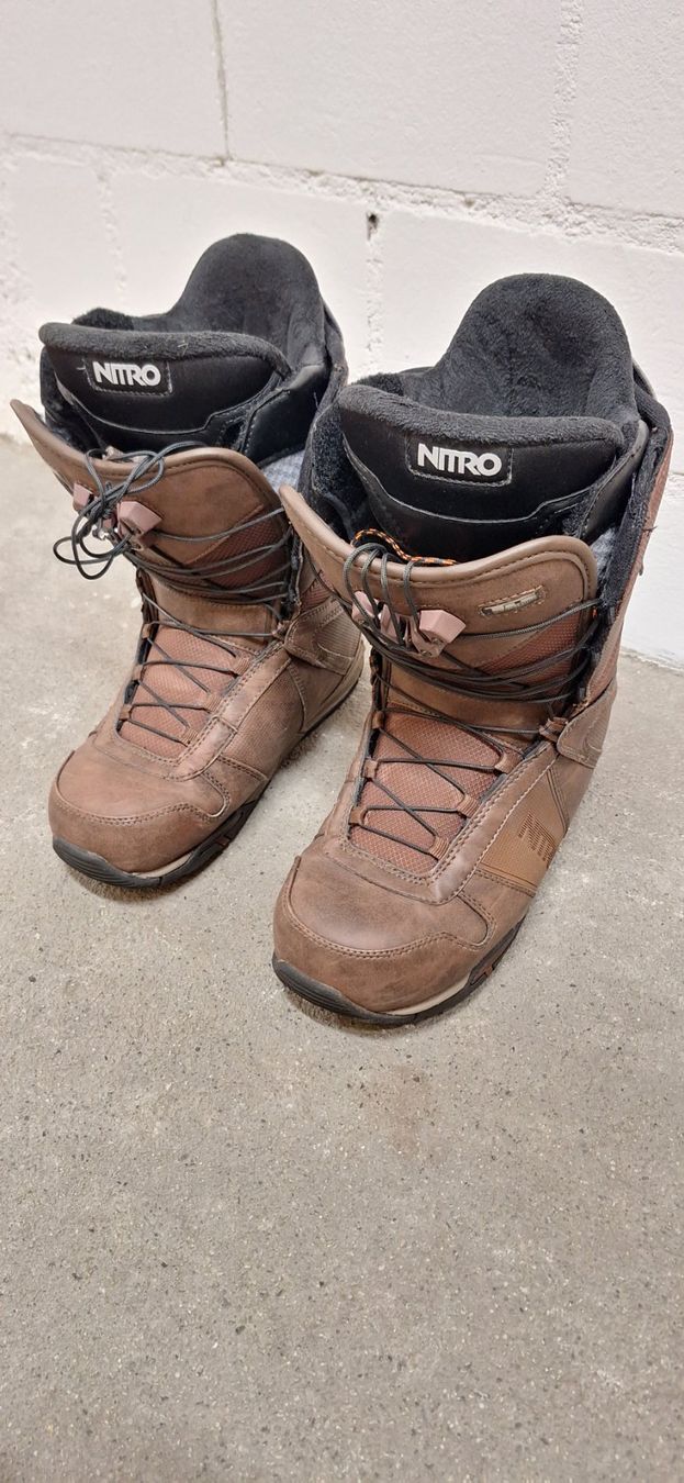 Snowboard Nitro Scarpe da uomo: Nitro Snowboard Schuh – Usato da Luzern venduto da annina.staehli
