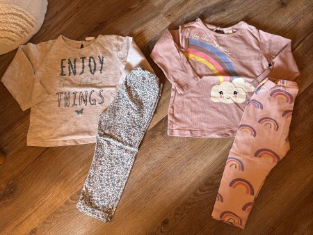 H&M 🌈 🦋  2x Leggings & Shirts Sets 80