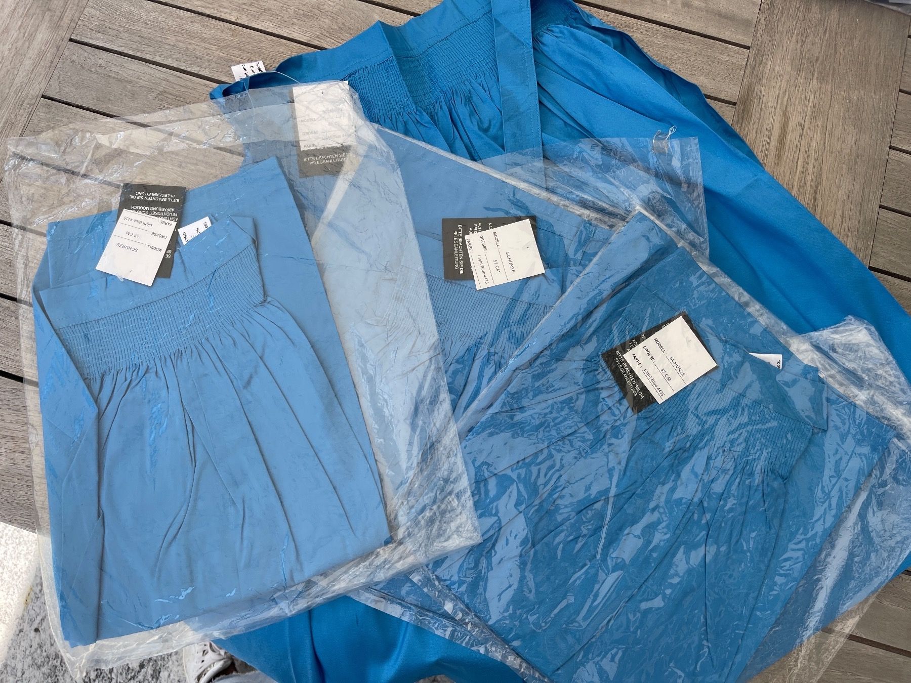 Trachtenmode: Dirndl Seiden Schürze light blue 57cm – Neu (gemäss Beschreibung) aus Kilchberg ZH von Seb92 2