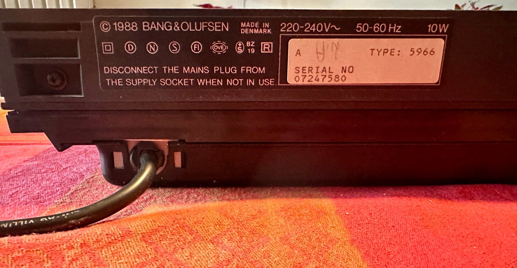 Bang & Olufsen Tourne-disques: Beogram 9500 – Défectueux à Yverdon-les-Bains par Vietnet 3