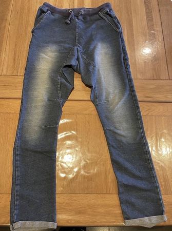 Jeans style Sarouel, taille 12 ans 