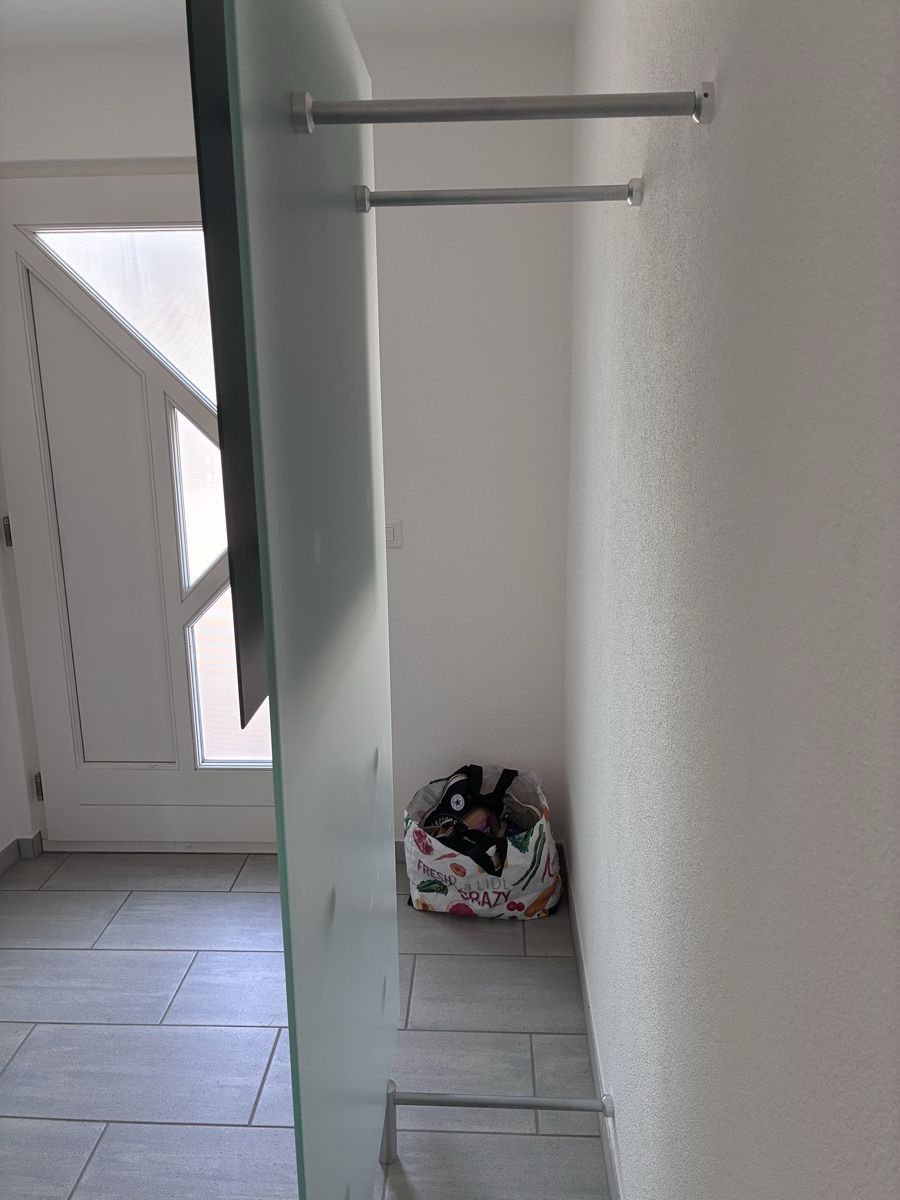 Garderobe: Designer Garderobe vermutlich D-TEC Pacific – Gebraucht aus Männedorf von Julilah 4