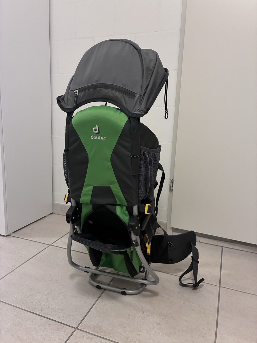 Deuter Borse & Zaini: Tragerucksack deuter – Usato da Jonen venduto da den_7bd6 1