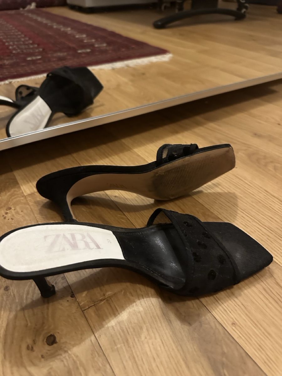 Zara Scarpe da donna: ZARA Slingback Heels Black Size 37 Good Condition – Usato da Bouveret venduto da dou_g8q7