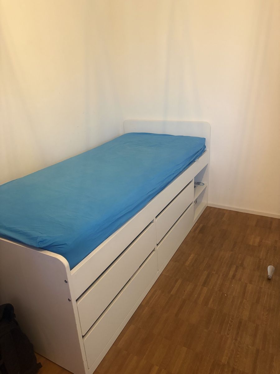Ikea Letti: Ikea Bett Släkt 90x200 – Usato da Zürich venduto da reb_spl2 2