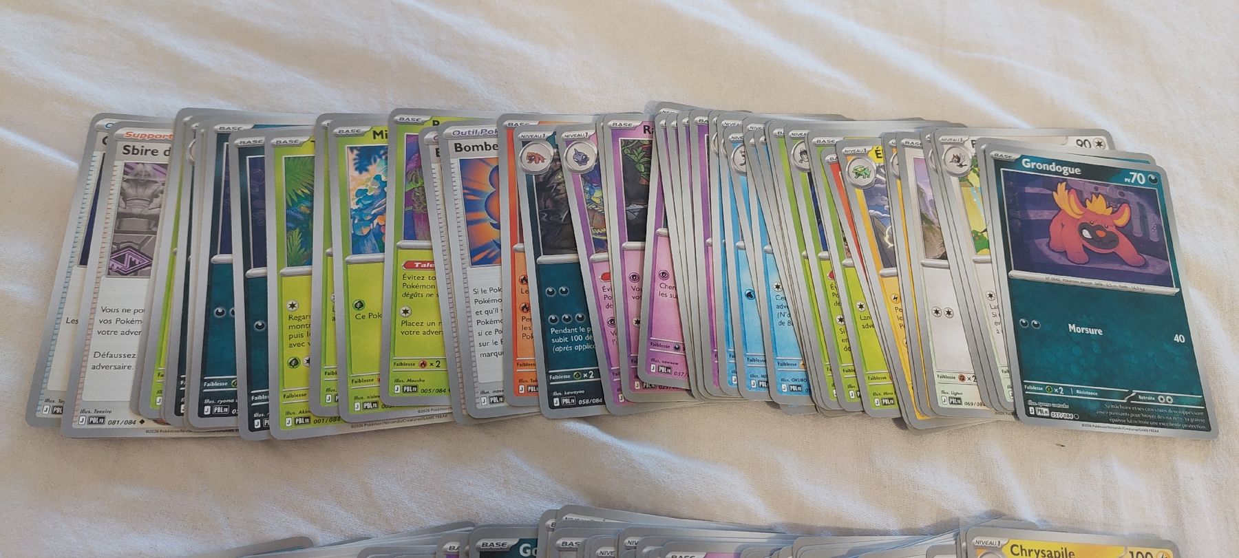 Pokémon Sammelbilder & Trading cards: 100+ carte commune nuit noir – Neu (gemäss Beschreibung) aus Vétroz von Titangel 2