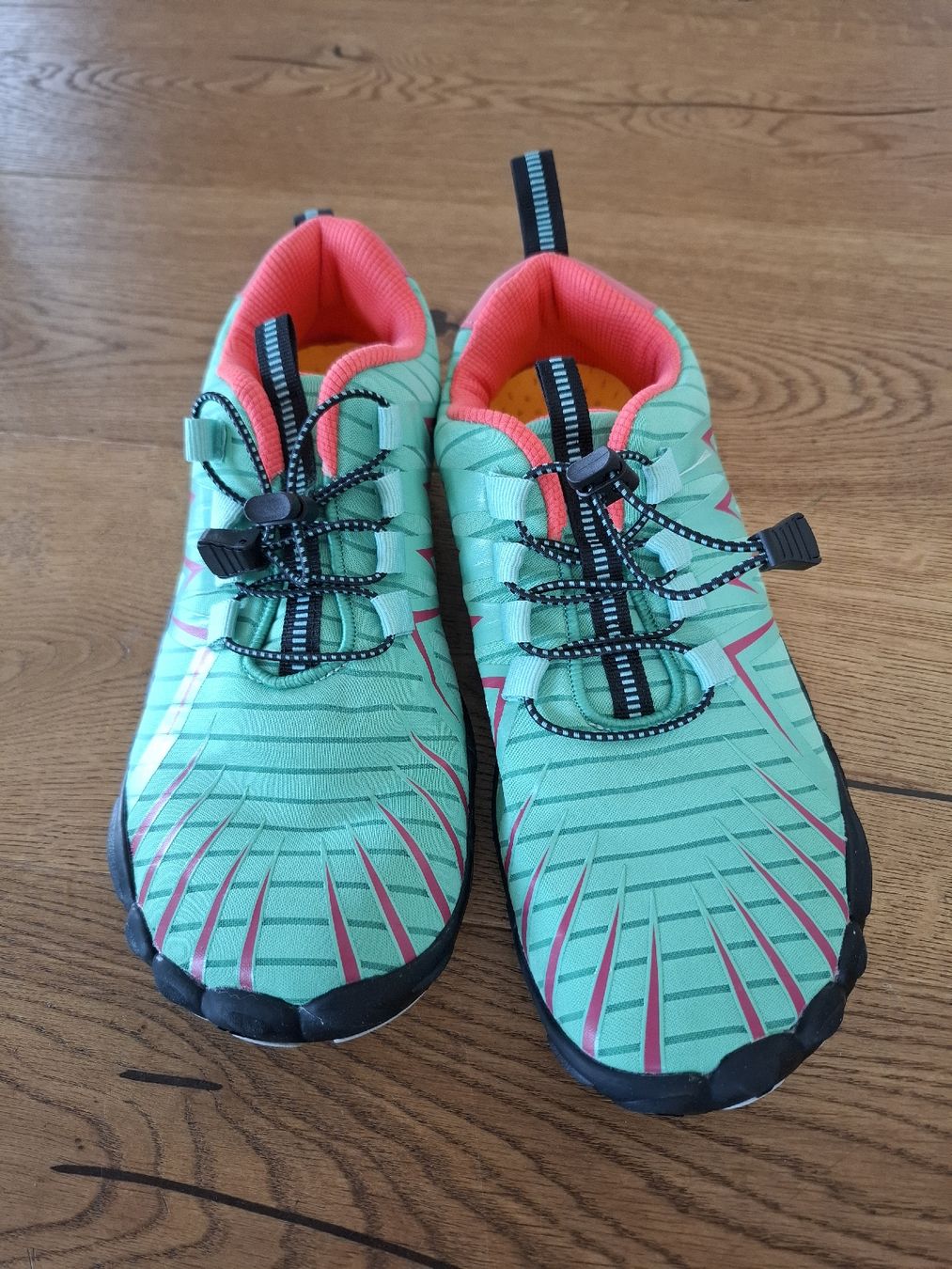 Scarpe da donna: Barfussschuh / Kletterschuh Gr. 42 – Nuovo (secondo la descrizione) da Dürrenäsch venduto da schellenursli86