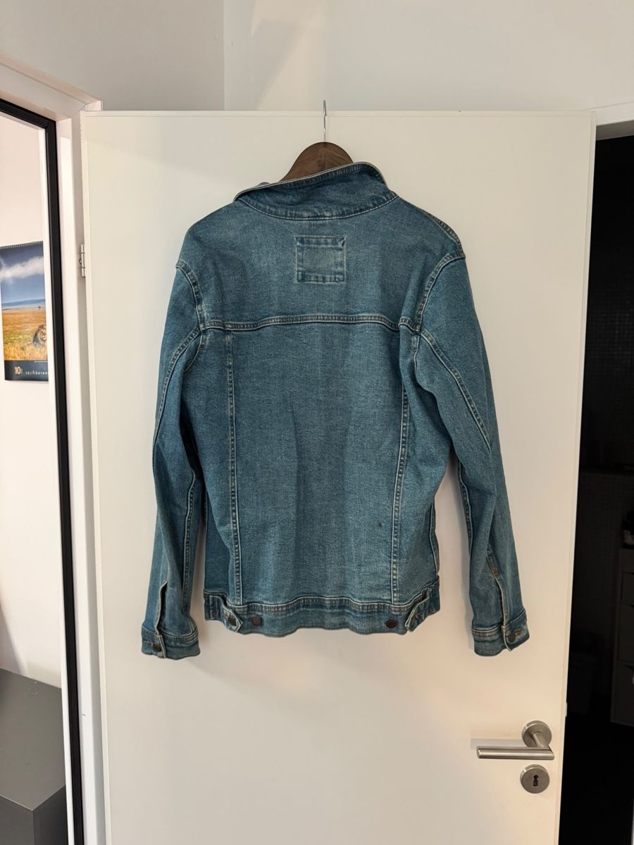 Pull&Bear Jacken: Pull & Bear Herren Jeansjacke – Blau – Grösse L – Gebraucht aus Glattpark(Opfikon) von leo_c2ws 3