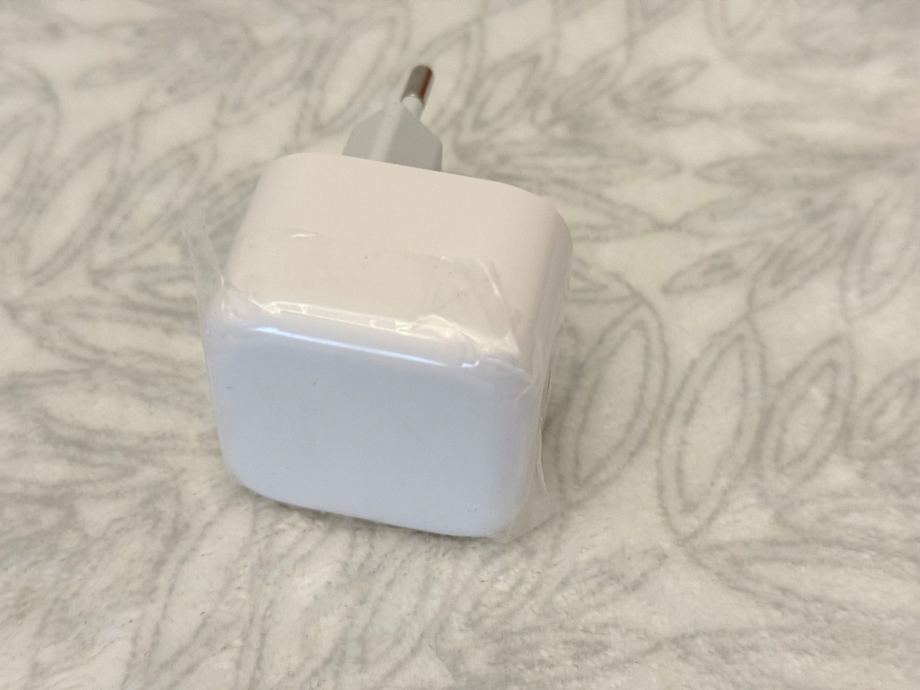 Unità & Adattatore: 🆕 Ladestecker / Adapter, USB-C - EU-Stecker – Nuovo e nell'imballaggio originale da Weinfelden venduto da Bauselina 1