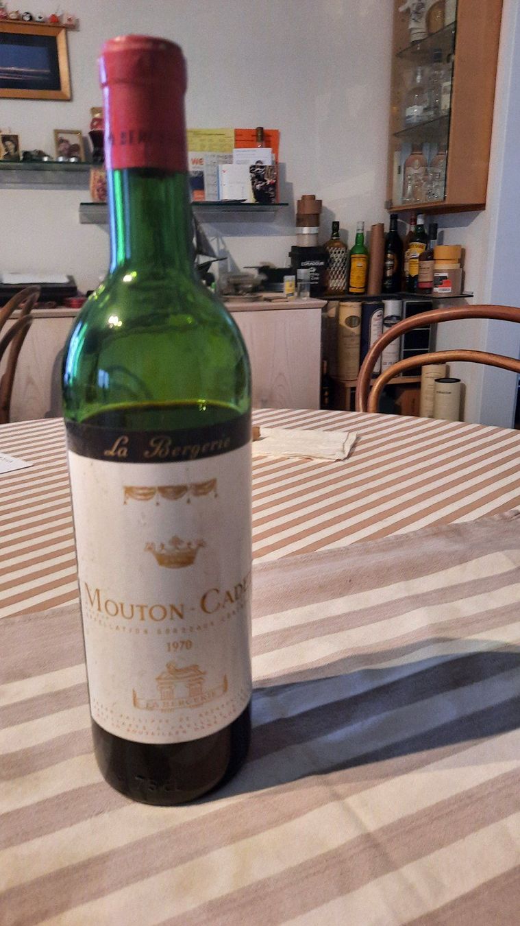 Vino: Mouton Cadet  1970 – Nuovo e nell'imballaggio originale da Kilchberg ZH venduto da Ernzi47