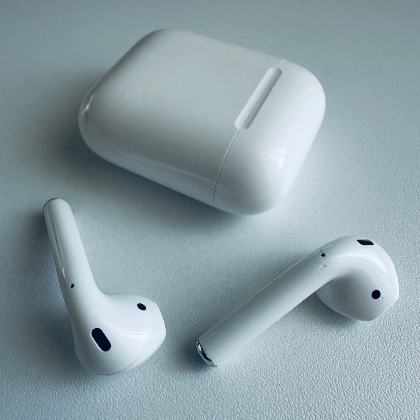 Apple Cuffie: Original Apple AirPods 2 Kopfhörer Wireless Lightning Kabel – Usato da Basel venduto da MY.AIRPODS.SHOP 8
