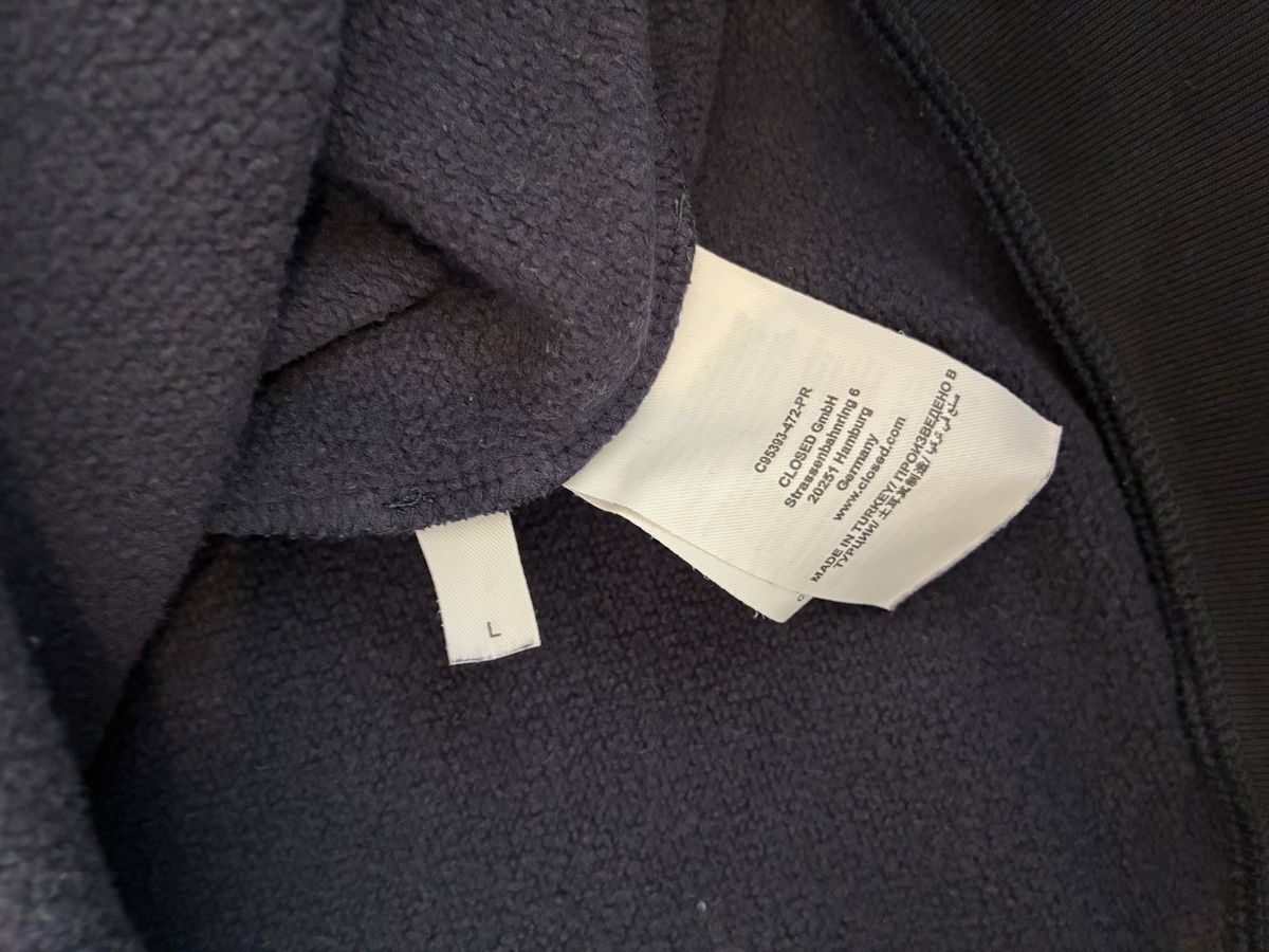 Closed Pulls & Sweat-shirts: Closed Kapuzenpullover dunkelblau – D'occasion à Zürich par hannahbuettgen 3