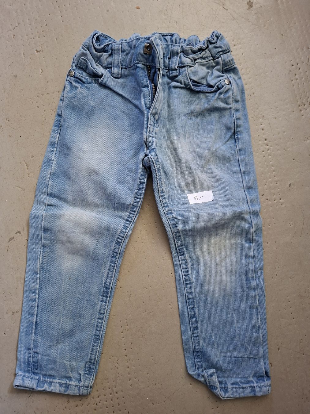 Kleiderpakete & -sets: Lot d'habits garçon taille 98 – Gebraucht aus Boncourt von Adeline_2727 5